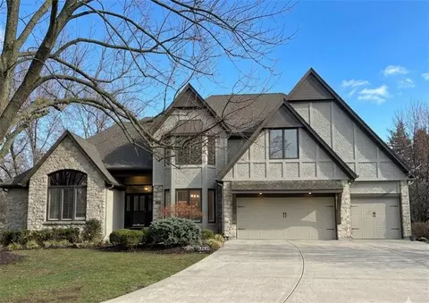 9301 W 139th St, Overland Park, KS 66221