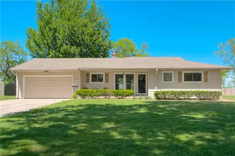 1404 E 108th St, Kansas City, MO 64131