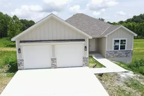 Exterior - 107 Johnson Cir, Dearborn, MO 64439 photo 2 of 3