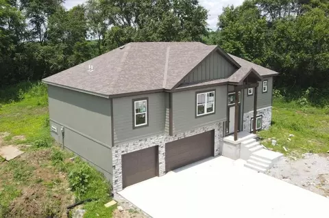 Exterior - 108 Johnson Cir, Dearborn, MO 64439 photo 3 of 3