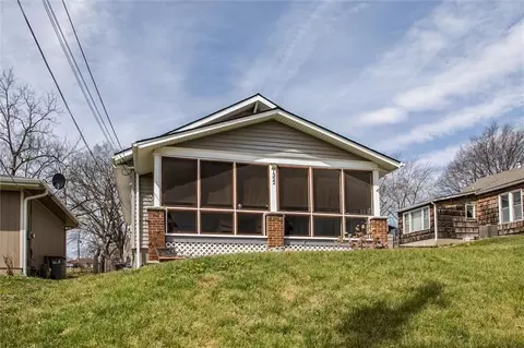 1322 N 34th St, Kansas City, KS 66102