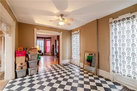 Entry Way - 605 Atchison St, Atchison, KS 66002 photo 31 of 36