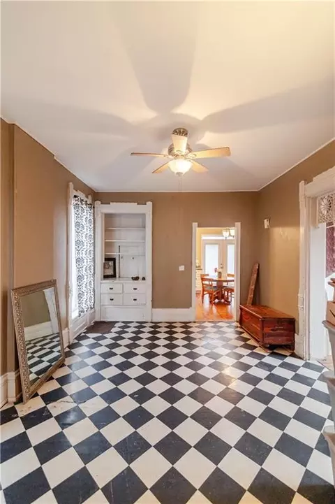 Entry Way - 605 Atchison St, Atchison, KS 66002 photo 33 of 36
