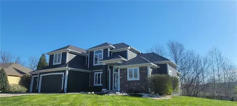 1516 NE 92nd Ter, Kansas City, MO 64155