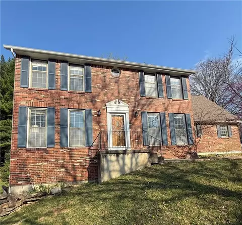 13511 W 82nd St, Lenexa, KS 66215