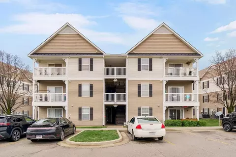 8010 N Drury Ave #3D, Kansas City, MO 64119