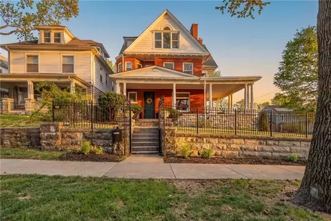 415 Benton Blvd, Kansas City, MO 64124