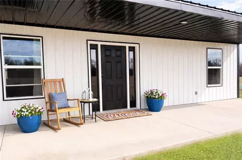 1231 SW 101 Rd, Chilhowee, MO 64733