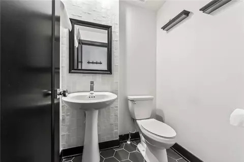 Bath - 930 S Harmony Ave, Independence, MO 64056 photo 1 of 5