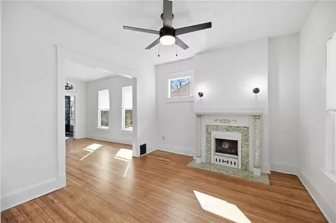 3327 Garfield Ave, Kansas City, MO 64109