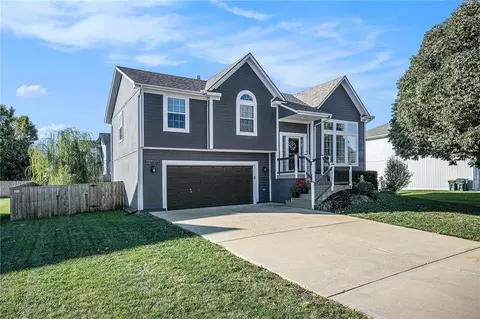 1307 N 4th Street East St, Louisburg, KS 66053