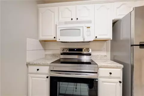 Kitchen - 3613 Randall Dr, Independence, MO 64055 photo 5 of 5