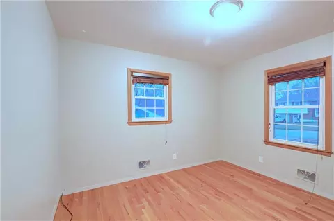 Bedroom - 3613 Randall Dr, Independence, MO 64055 photo 6 of 7