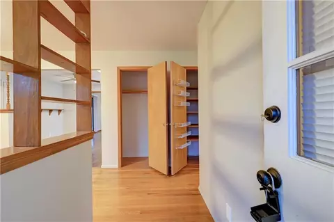 Entry Way - 3613 Randall Dr, Independence, MO 64055 photo 1 of 2