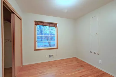 Bedroom - 3613 Randall Dr, Independence, MO 64055 photo 2 of 7