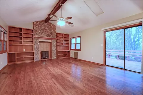 Living - 3613 Randall Dr, Independence, MO 64055 photo 3 of 6