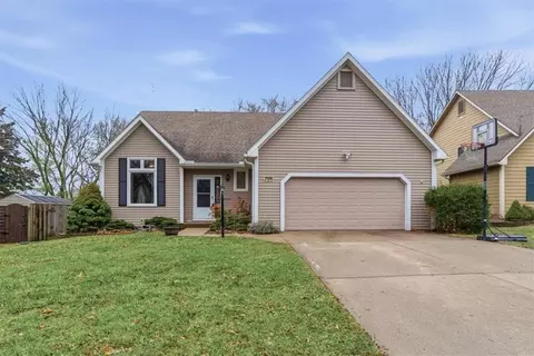 709 Joseph Dr, Lawrence, KS 66049