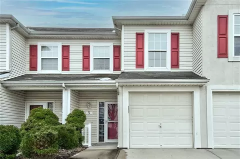 3 NE 94th Ct, Kansas City, MO 64155