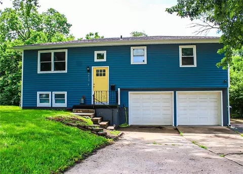 5411 E 100th St, Kansas City, MO 64137