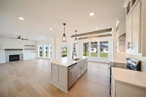 Kitchen - 2614 SW Firefly Ln, Lees Summit, MO 64082 photo 2 of 2