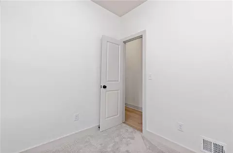 Bedroom - 17132 W 164th Ter, Olathe, KS 66062 photo 5 of 11