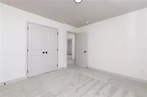 Bedroom - 17132 W 164th Ter, Olathe, KS 66062 photo 9 of 11