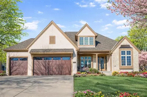 10654 W 168 Ct, Overland Park, KS 66221