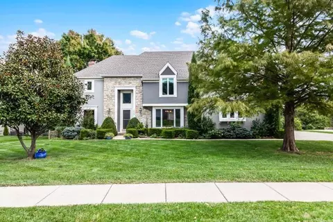 4024 W 124th St, Leawood, KS 66209