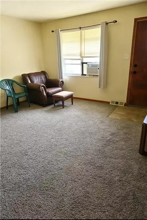Living - 524 E Walnut St, Independence, MO 64050 photo 1 of 1