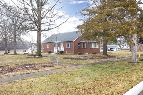 1402 Maple St, Chillicothe, MO 64601