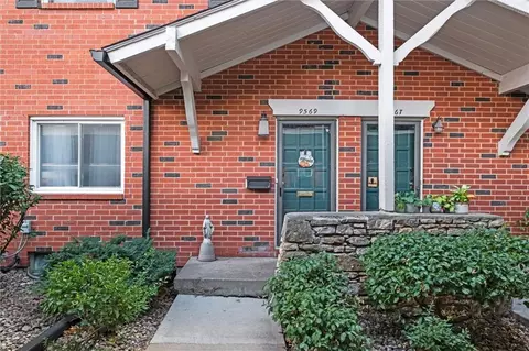 9569 Outlook Dr, Overland Park, KS 66207