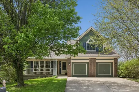 7808 N Nodaway Ave, Kansas City, MO 64152