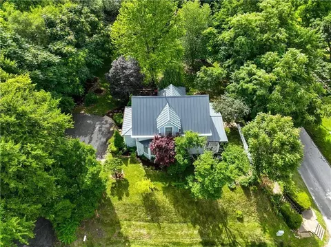 Other - 424 Walnut St, Weston, MO 64098 photo 2 of 10