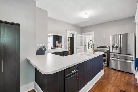 Kitchen - 424 Walnut St, Weston, MO 64098 photo 3 of 5