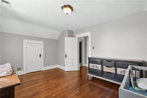 Bedroom - 424 Walnut St, Weston, MO 64098 photo 5 of 5