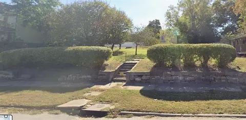 1511 Franklin Ave, Lexington, MO 64067