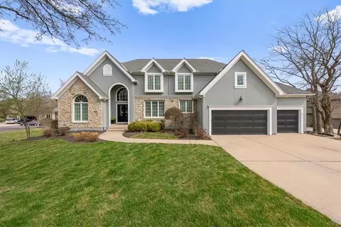 11302 W 140th Ter, Overland Park, KS 66221