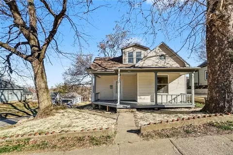 501 Blake St, Saint Joseph, MO 64504