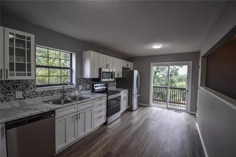 Kitchen - 304 E 164th Ter, Belton, MO 64012 photo 2 of 2