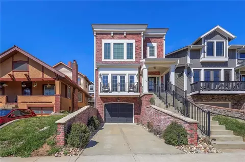 716 W 45th St, Kansas City, MO 64111