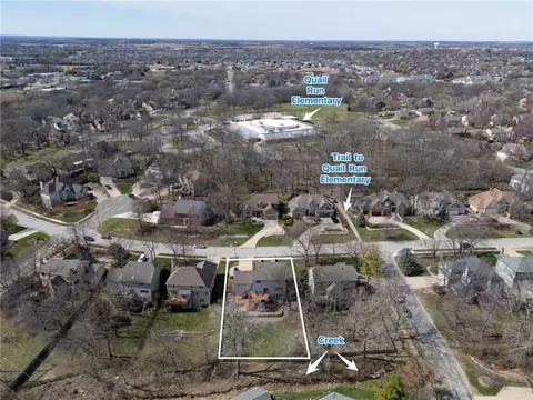 View/Area - 1116 Oak Tree Dr, Lawrence, KS 66049 photo 3 of 6