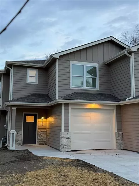 606 North St, Lawrence, KS 66044