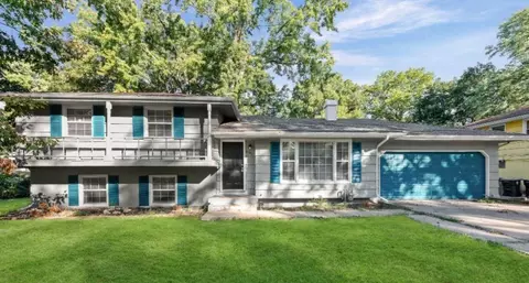 6302 E 102nd St, Kansas City, MO 64134