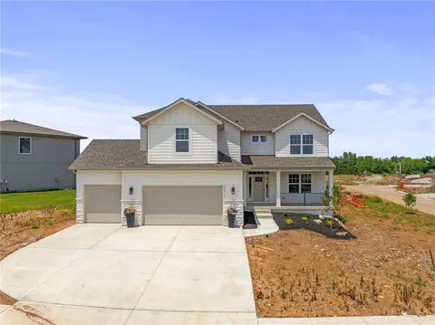 25010 W 142nd St, Olathe, KS 66061