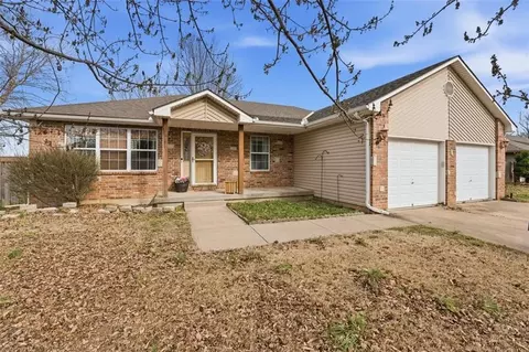 305 S Truman Rd, Archie, MO 64725
