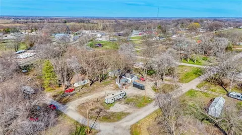 608 W Heth St, Mayview, MO 64071 photo 9