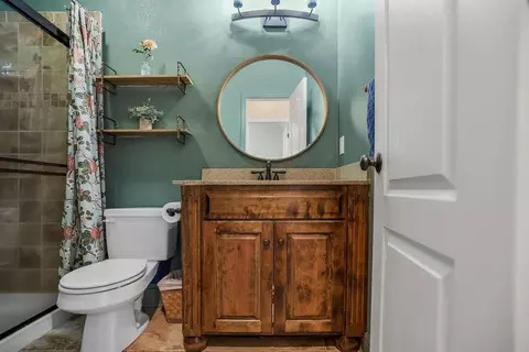 Bath - 1205 Richards Cir, Raymore, MO 64083 photo 3 of 4