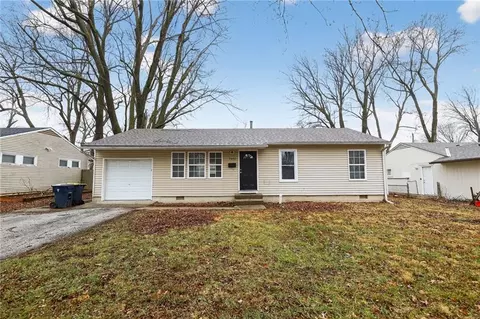 7402 E 109th St, Kansas City, MO 64134