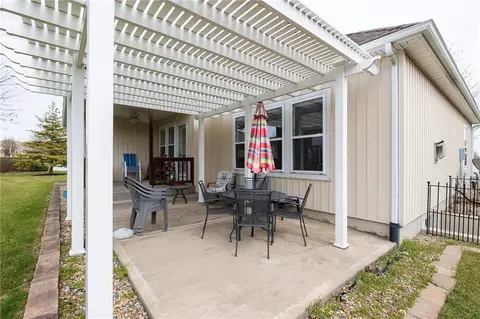 Exterior - 4756 SW Leafwing Dr, Lees Summit, MO 64082 photo 3 of 4