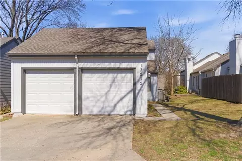 13212 W 67th St, Shawnee, KS 66216